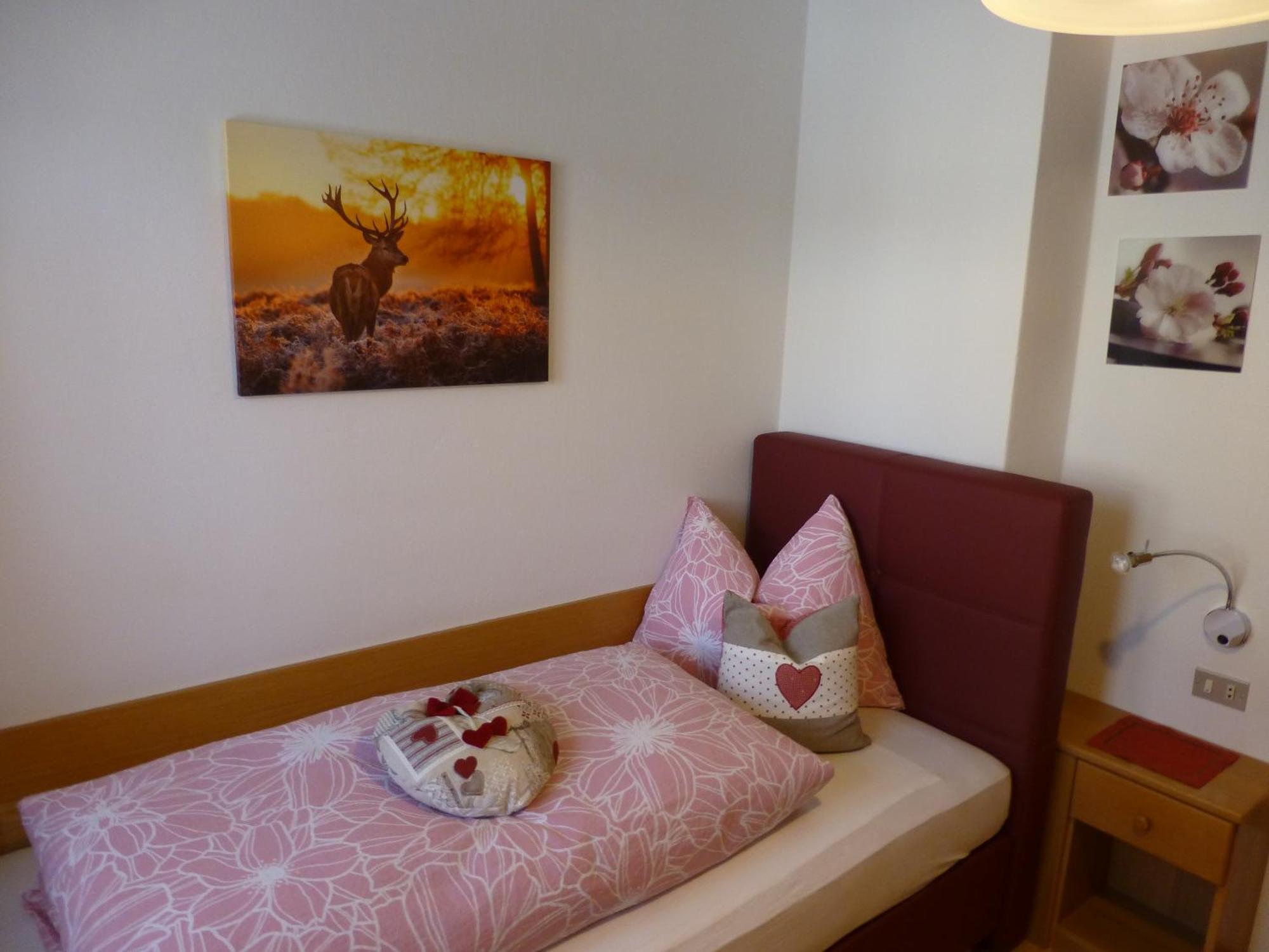 Bed and Breakfast Garni Helfer Доббиако Экстерьер фото